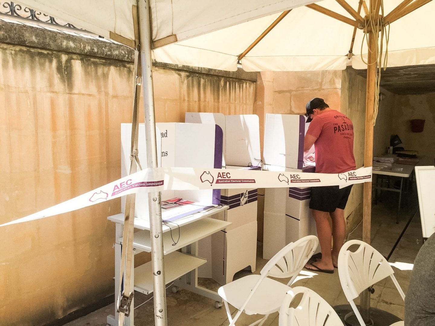 voting at the australian embassy in malta
