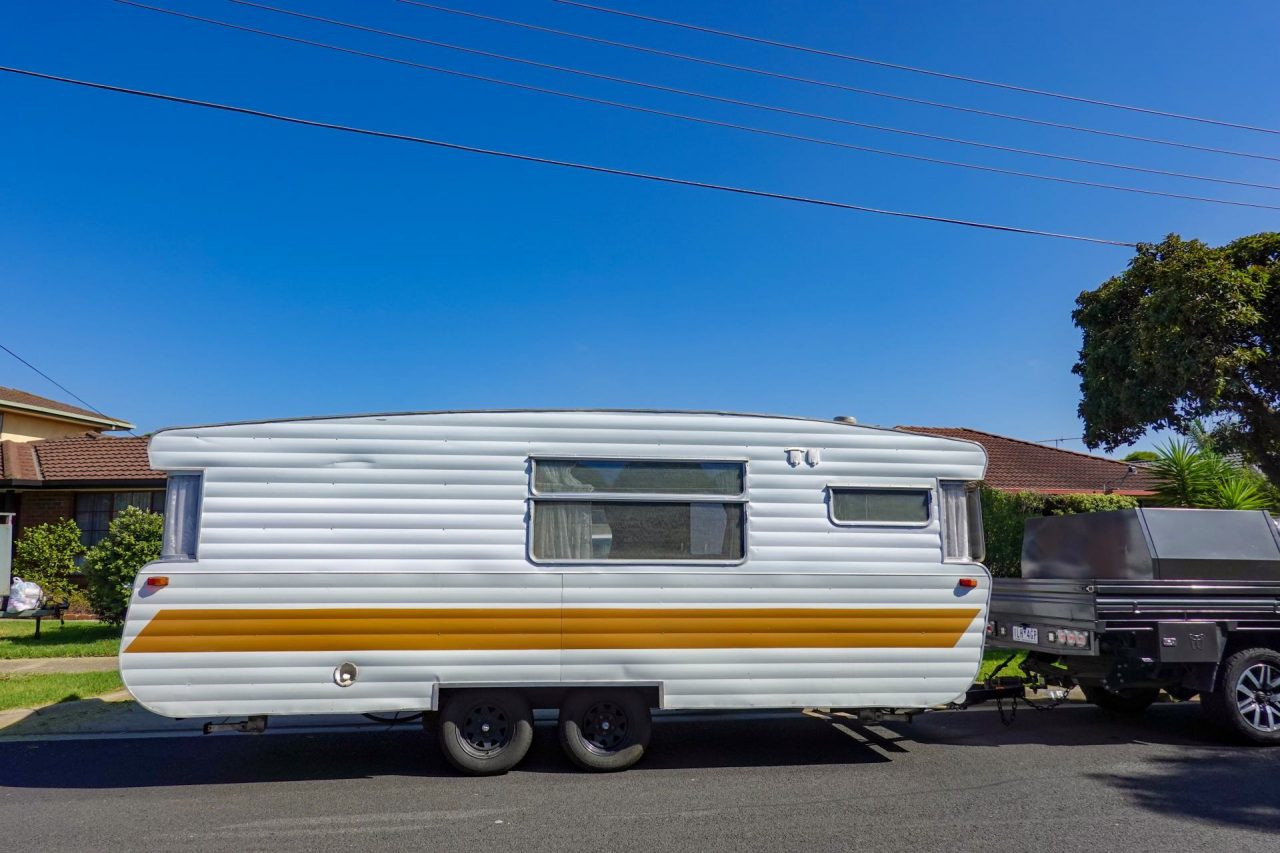 The Best Electric Brake Controller for Towing A Caravan Explore Shaw